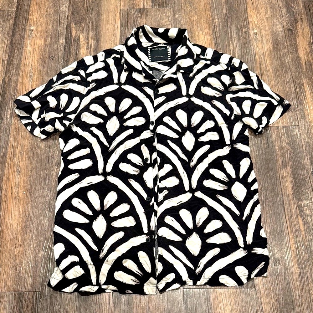 Denim & Flower Black and White Casual Button Down Shirt
